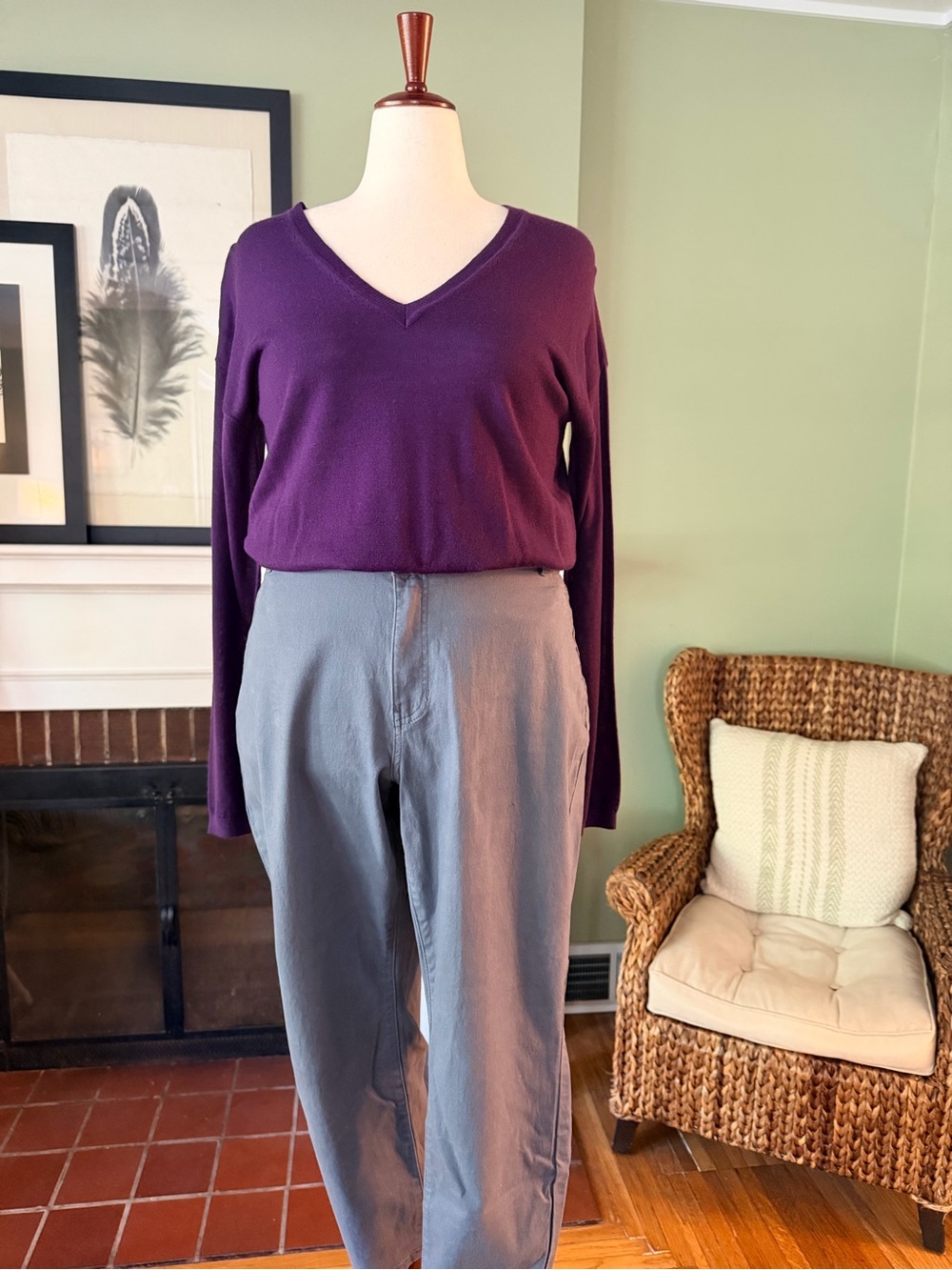 Lane Bryant Fine Merino Wool Blend Plum V-Neck Sweater NWT Size 14/16